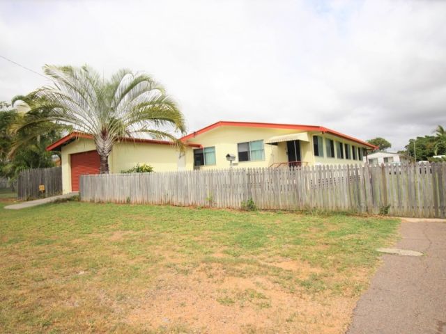 32 Oxford Street, Charters Towers City Q 4820