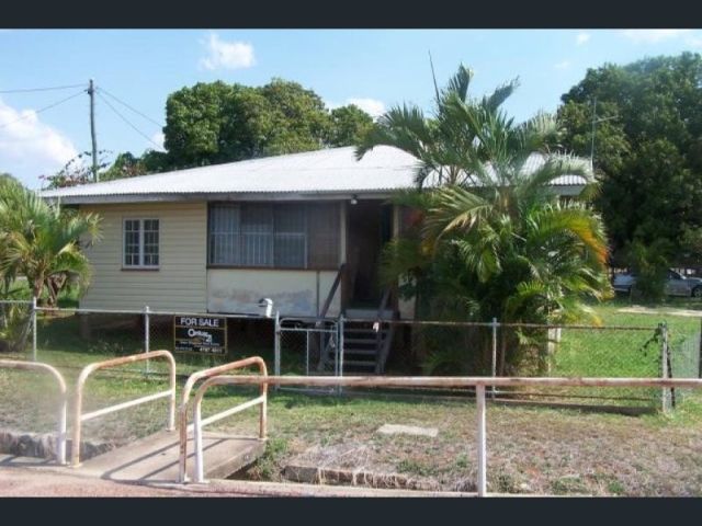 82 Hodgkinson St, Charters Towers Q 4820