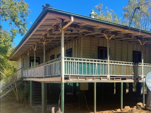 2 Oxford Ln, Charters Towers Q 4820